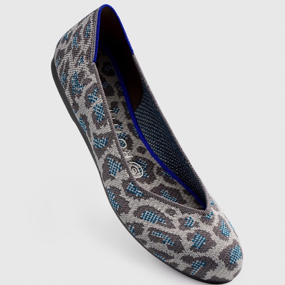 EUC:  Rothy’s Grey Spotted Print Flats
